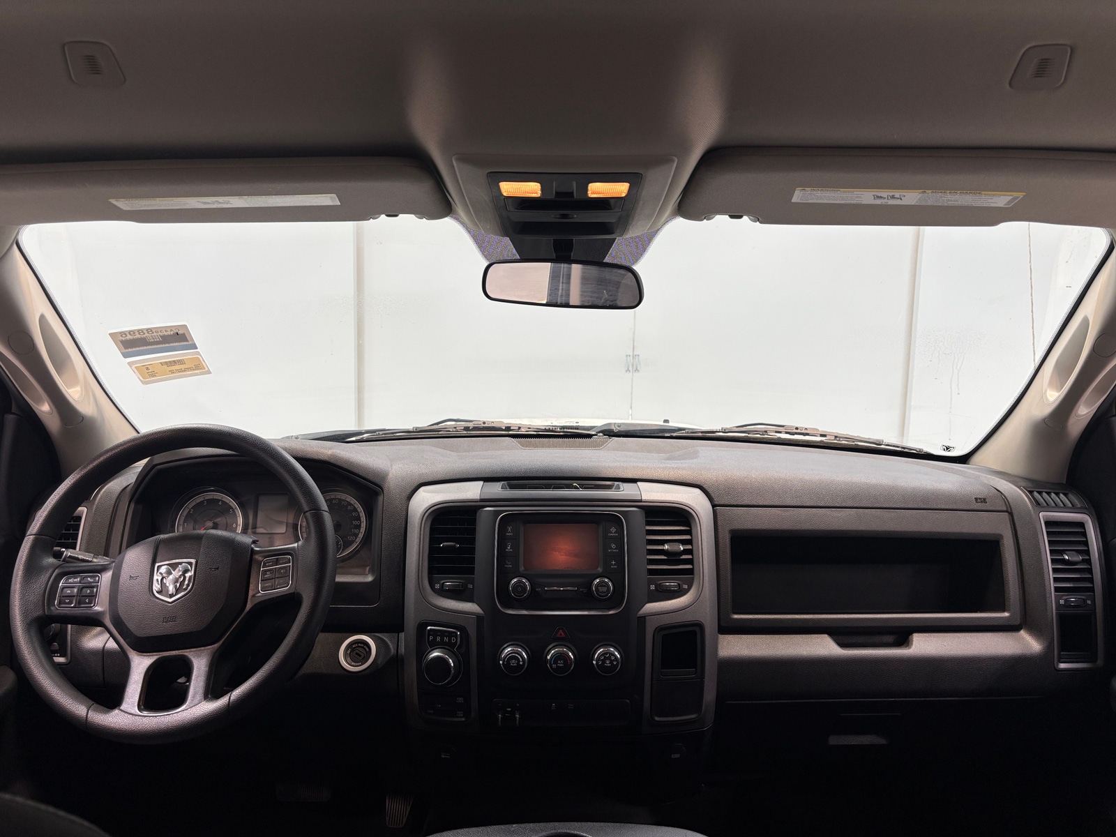 Thumbnail: 2021 RAM 1500 Classic - 3