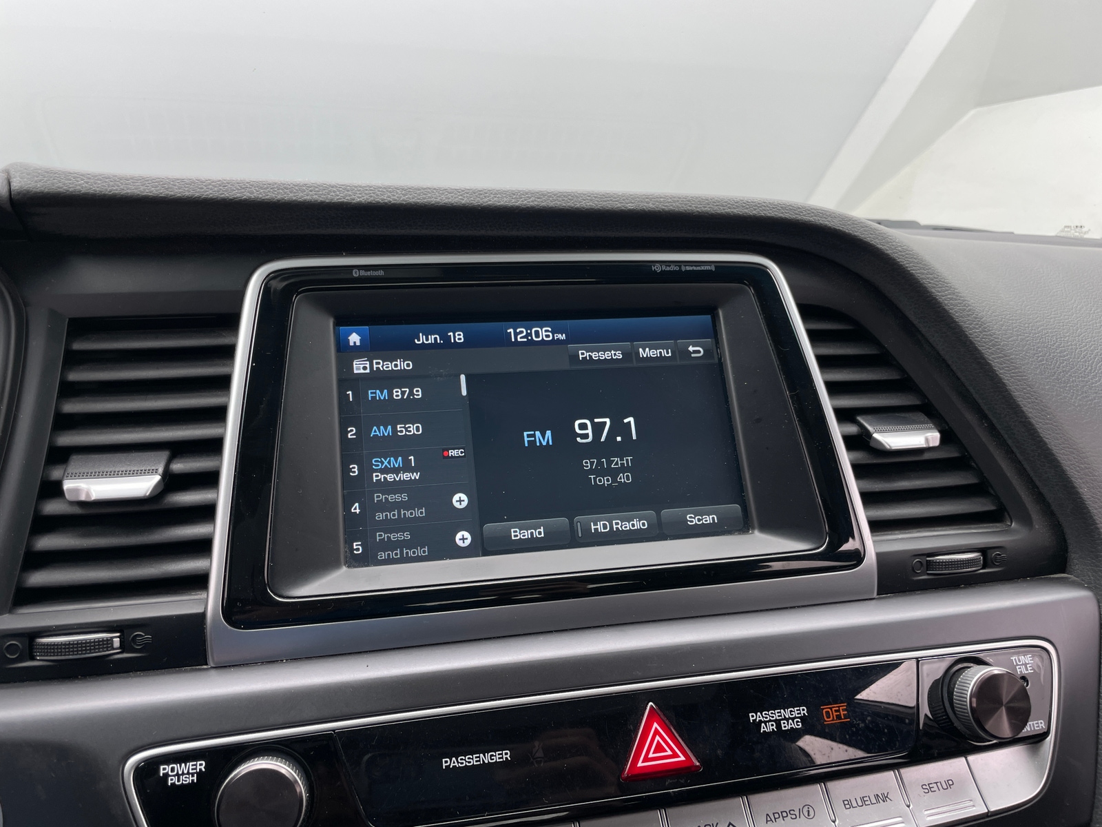 Thumbnail: 2018 Hyundai Sonata - 3