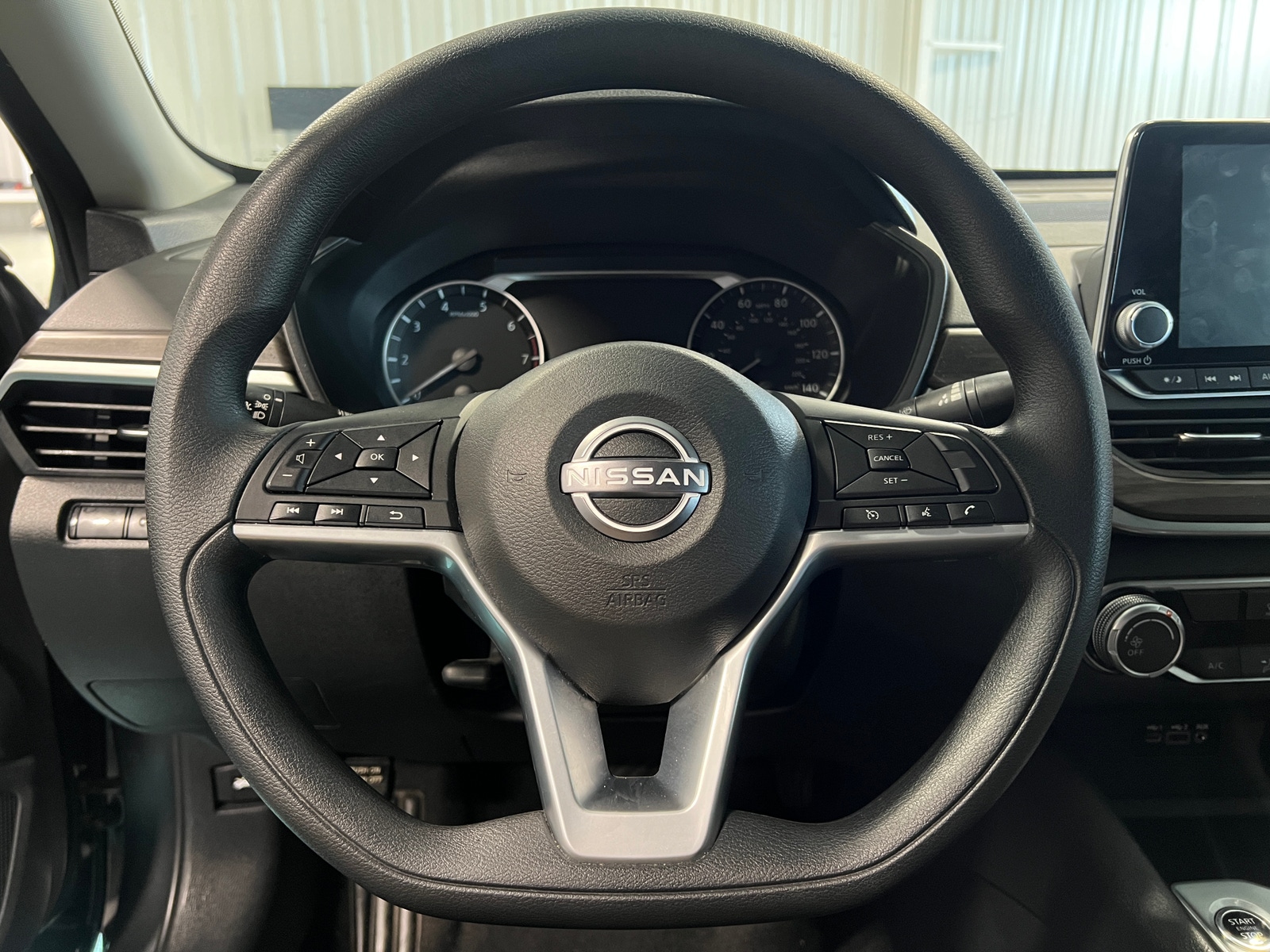 Thumbnail: 2025 Nissan Altima - 5