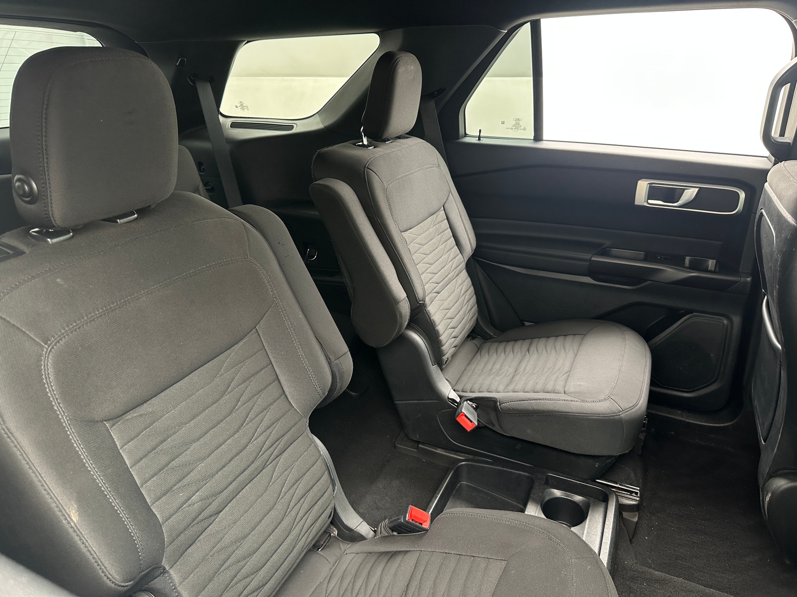 Thumbnail: 2020 Ford Explorer - 6