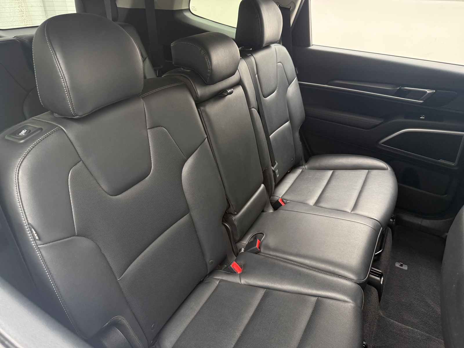 Thumbnail: 2023 Kia Telluride - 5