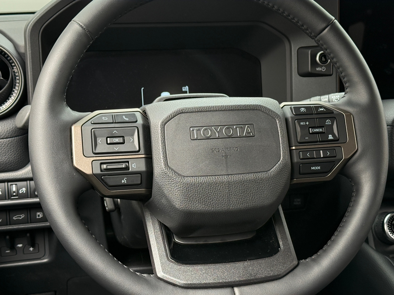 Thumbnail: 2025 Toyota Land Cruiser - 4