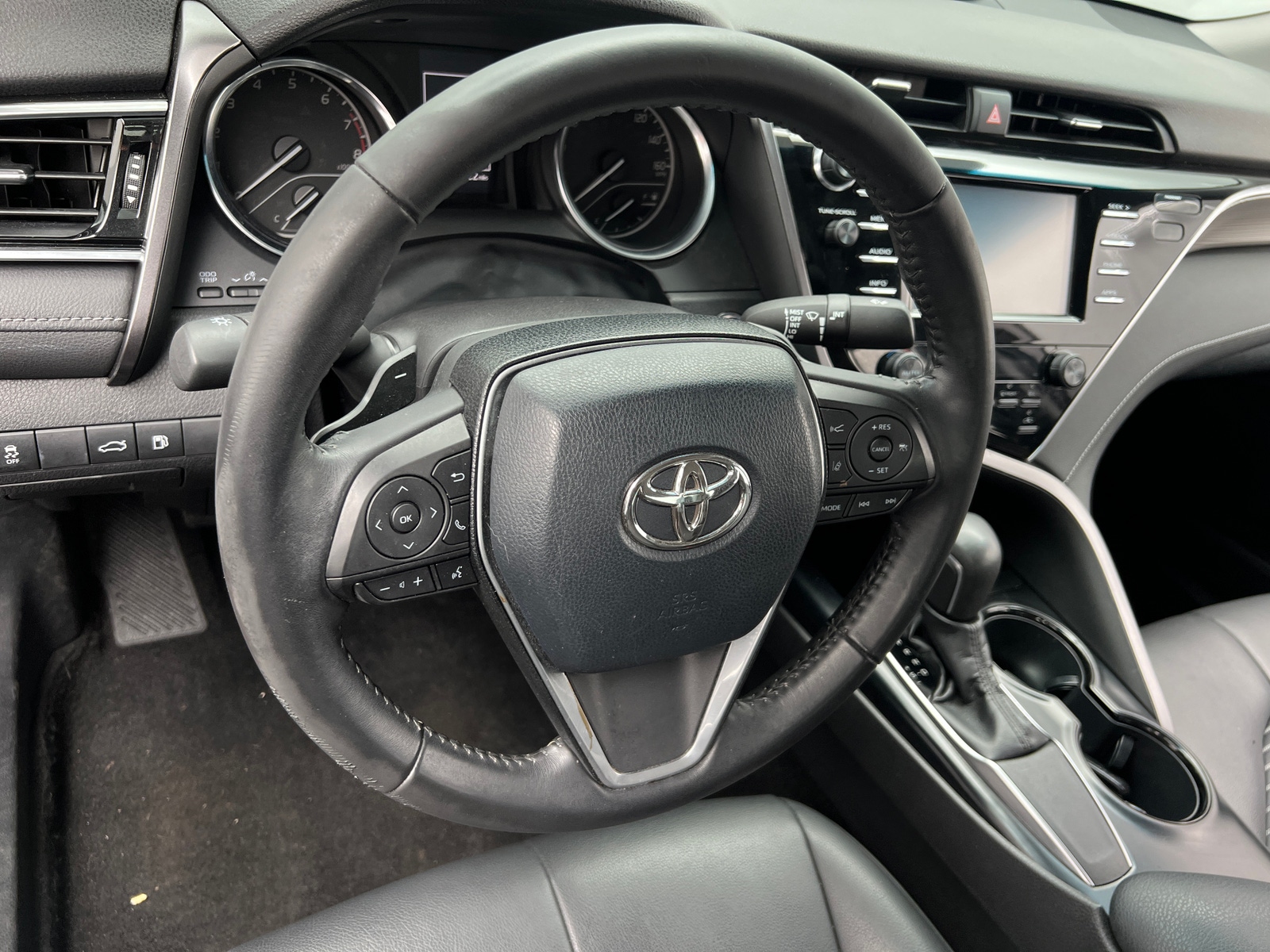 Thumbnail: 2018 Toyota Camry - 4