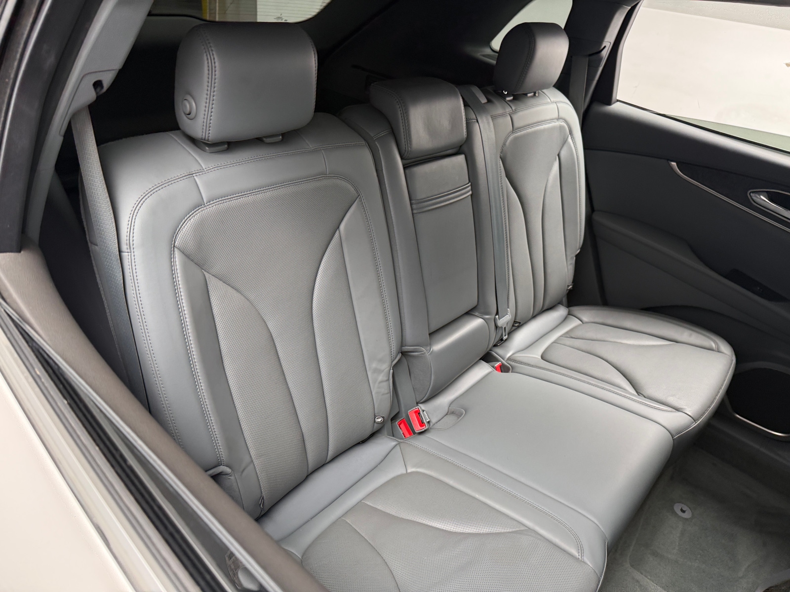 Thumbnail: 2019 Lincoln Nautilus - 5