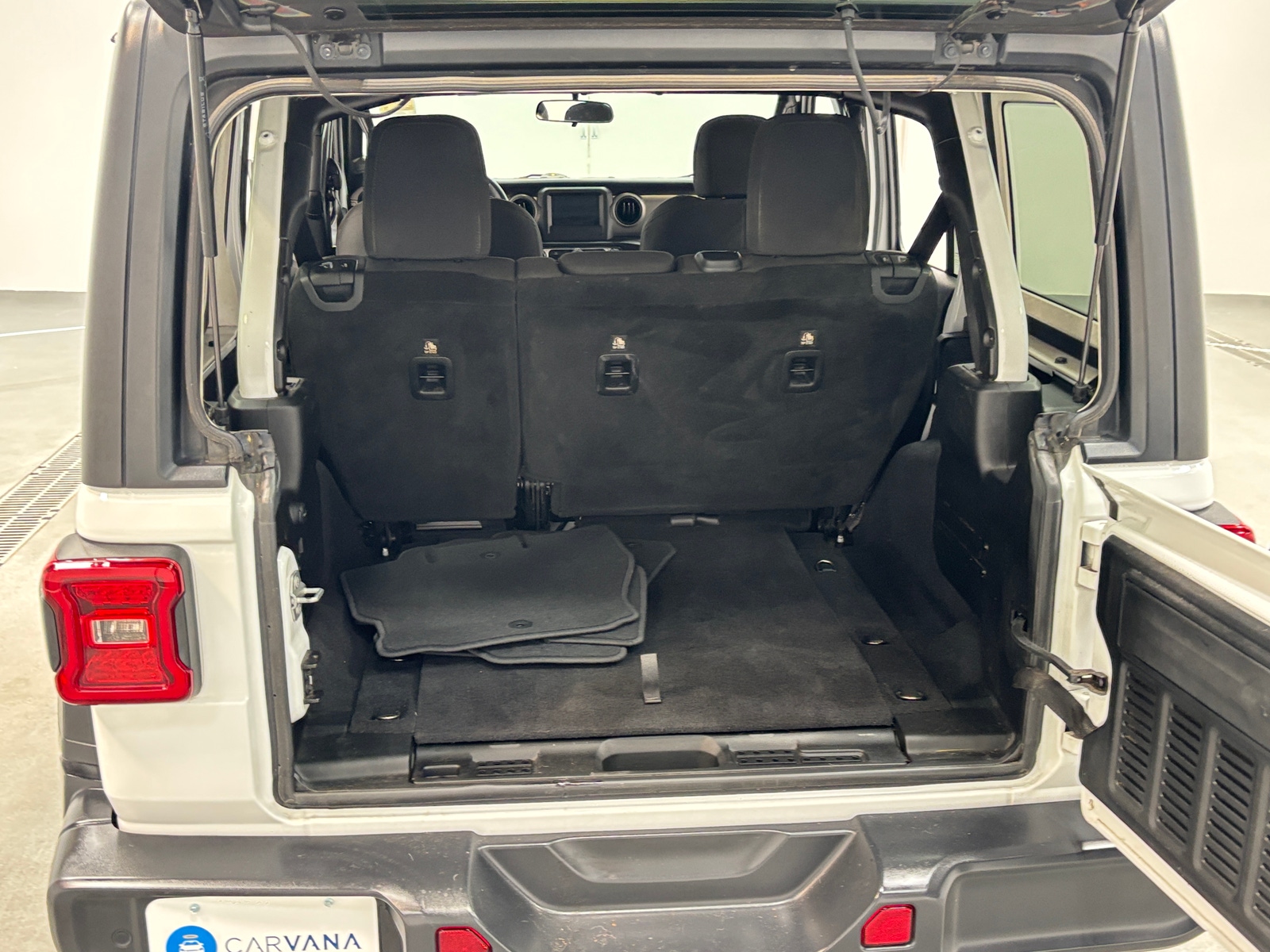 Thumbnail: 2018 Jeep Wrangler - 7