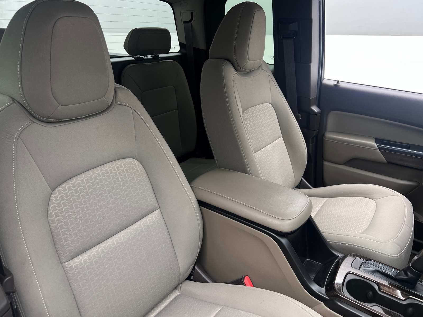 Thumbnail: 2016 GMC Canyon - 2