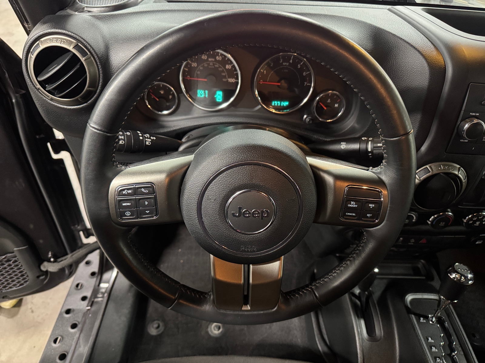 Thumbnail: 2018 Jeep Wrangler - 5