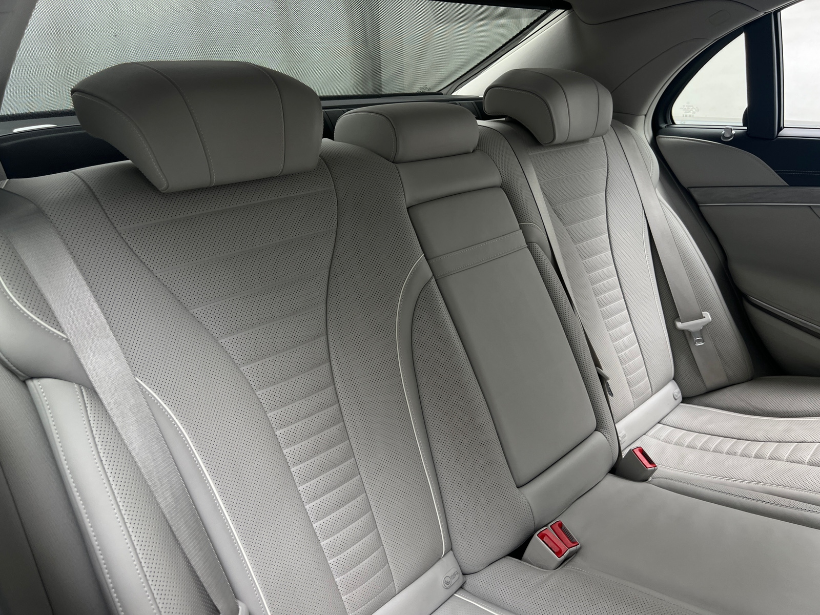 Thumbnail: 2016 Mercedes-Benz S-Class - 5