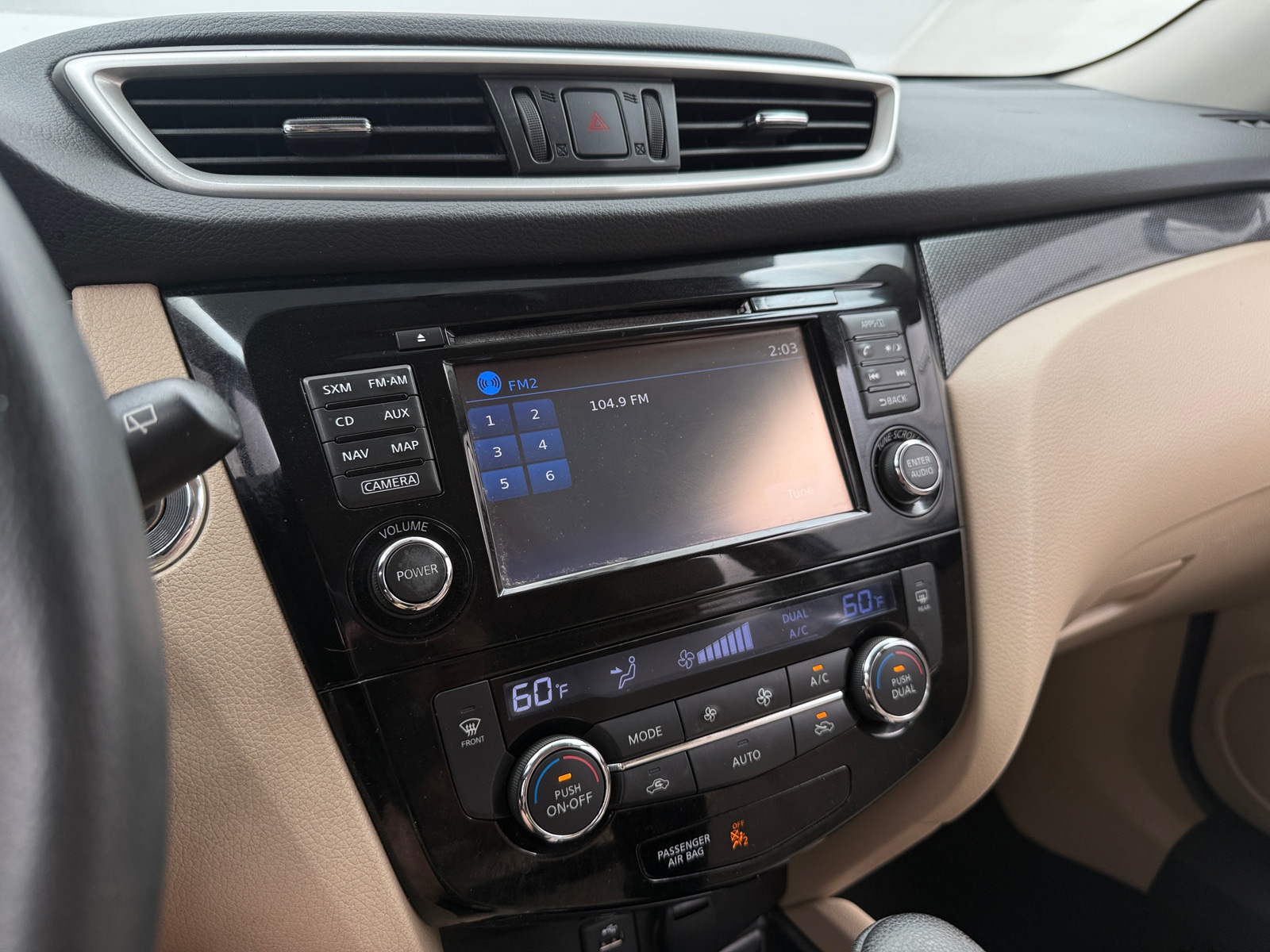 Thumbnail: 2016 Nissan Rogue - 3