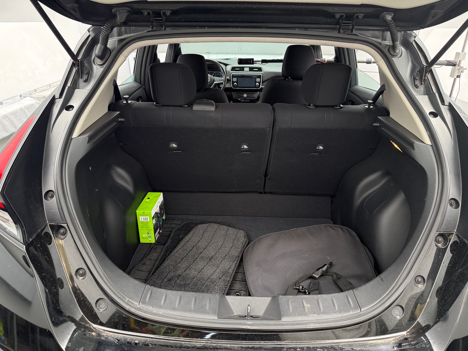 Thumbnail: 2018 Nissan Leaf - 7