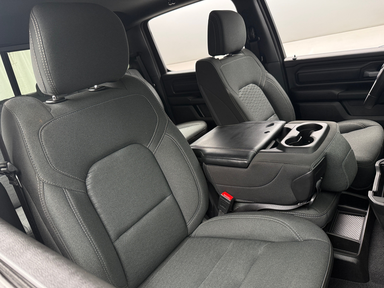 Thumbnail: 2025 RAM 1500 - 2
