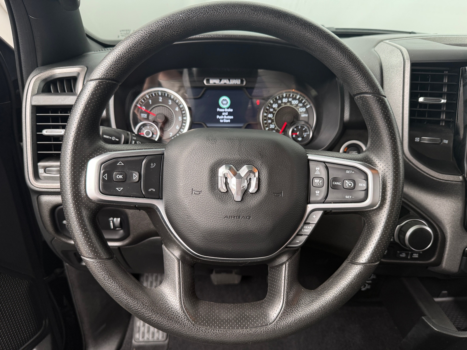 Thumbnail: 2025 RAM 1500 - 5
