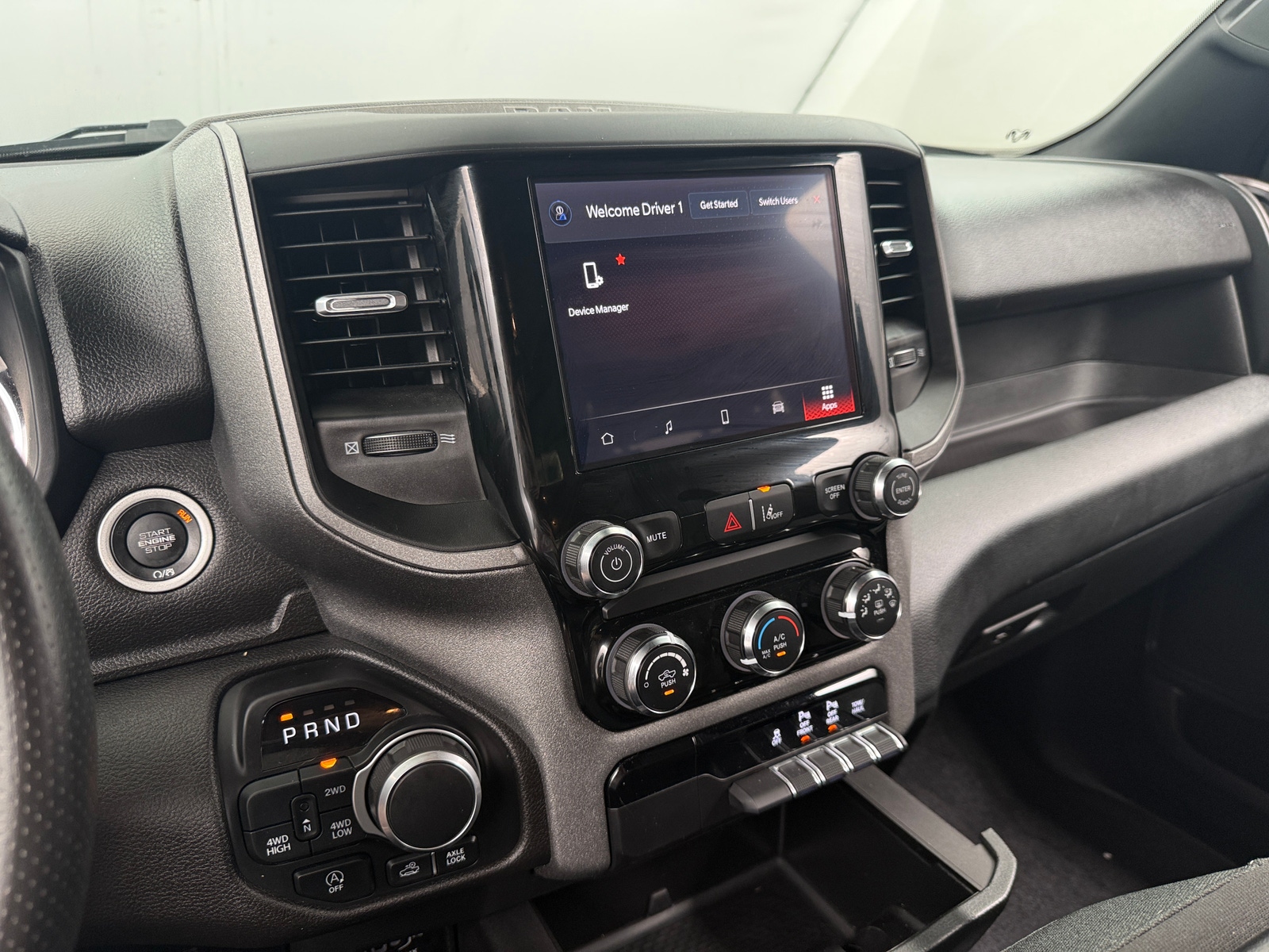 Thumbnail: 2025 RAM 1500 - 4