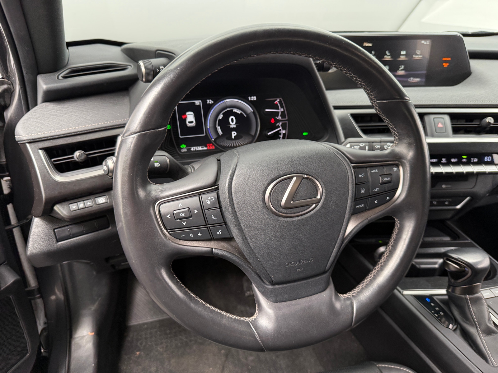 Thumbnail: 2021 Lexus UX - 4