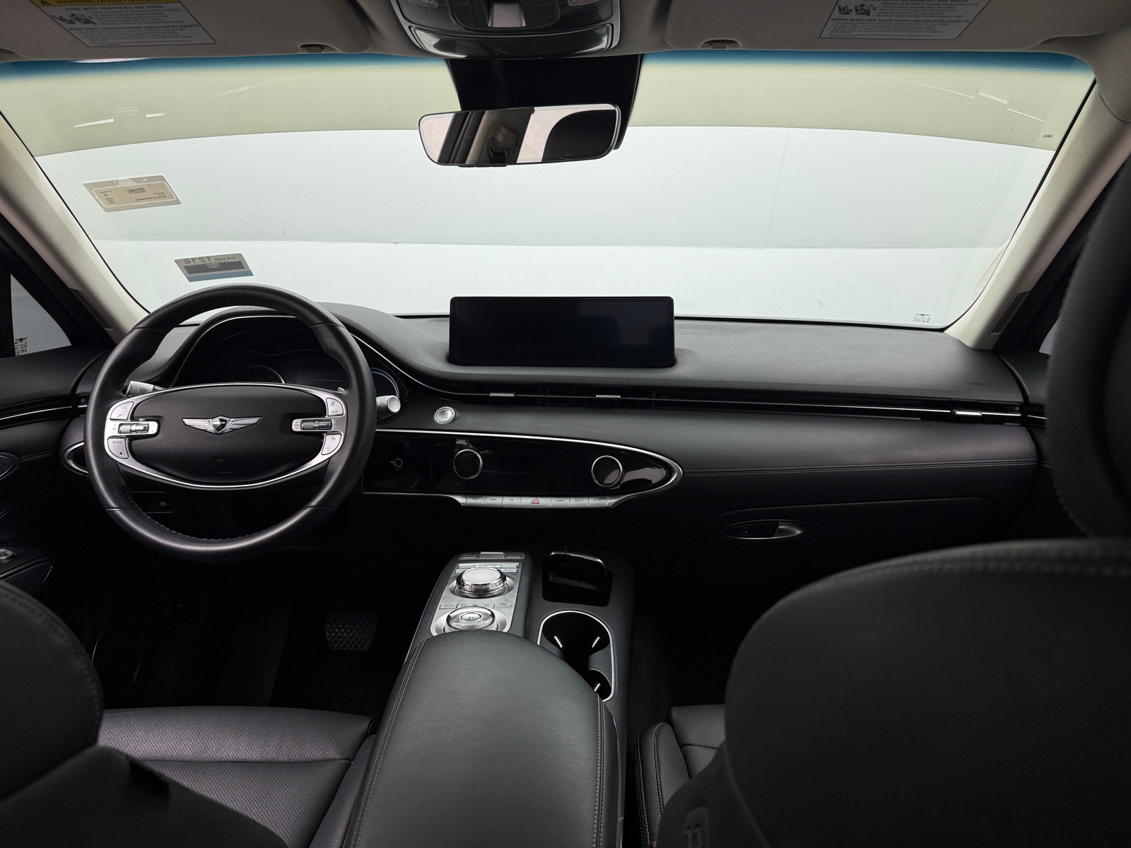 Thumbnail: 2022 Genesis GV70 - 2