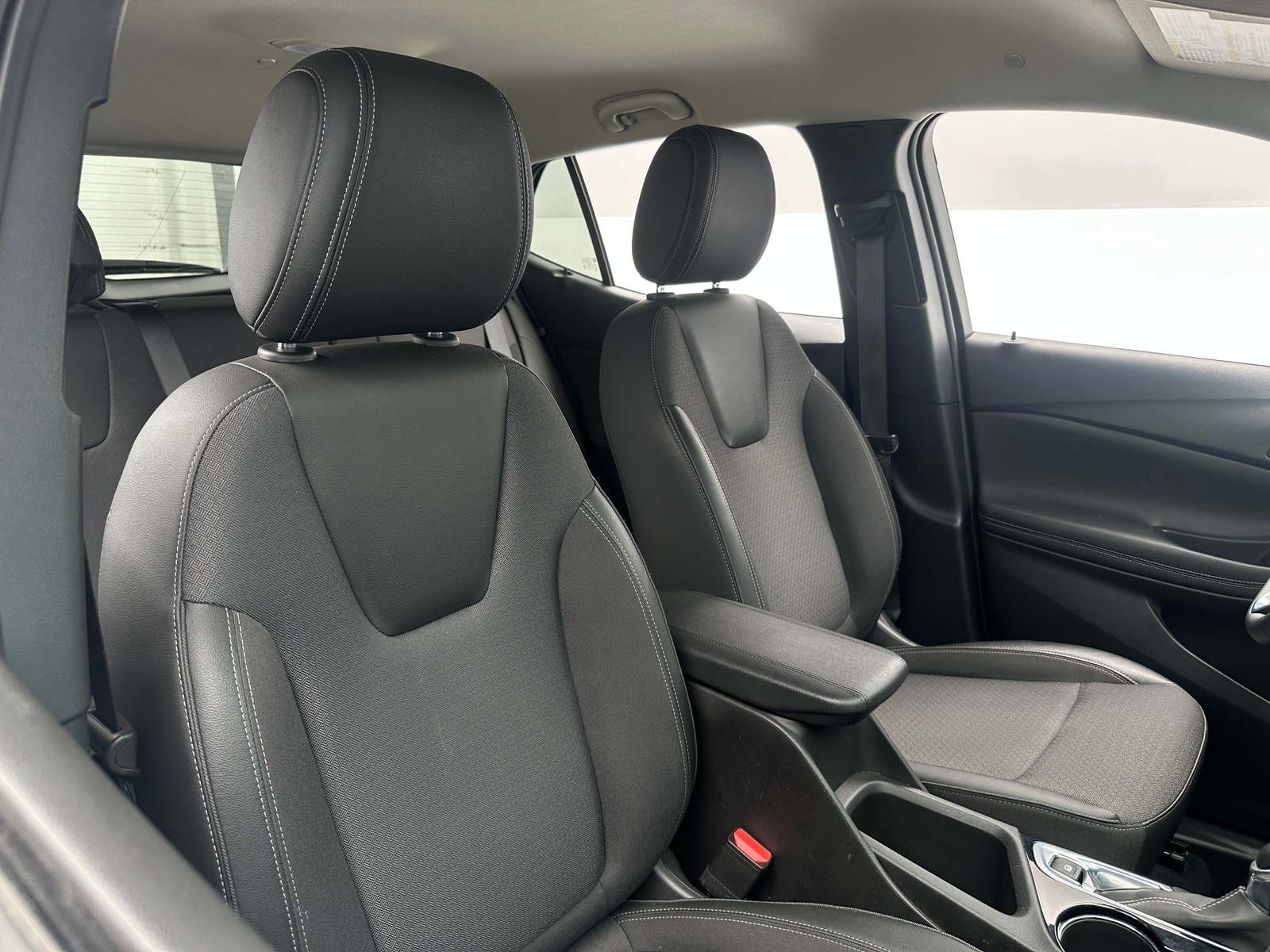 Thumbnail: 2025 Buick Encore GX - 2