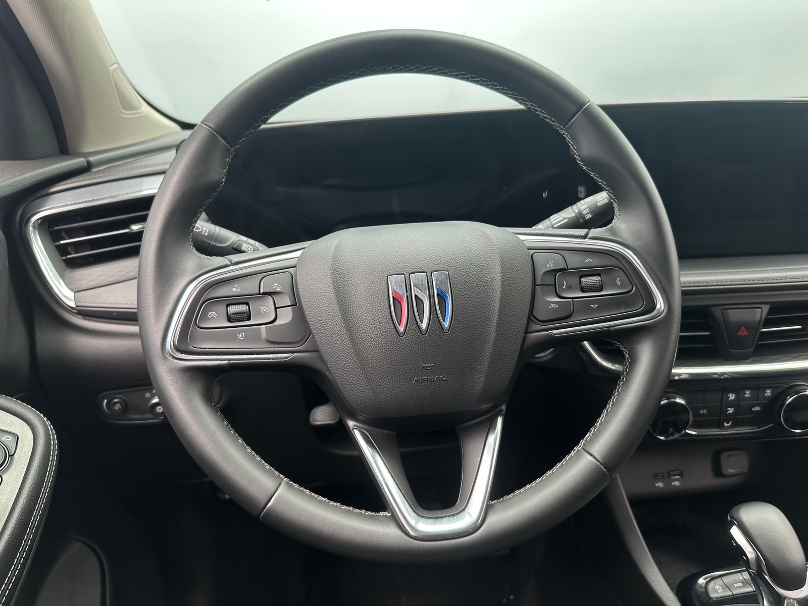 Thumbnail: 2025 Buick Encore GX - 5