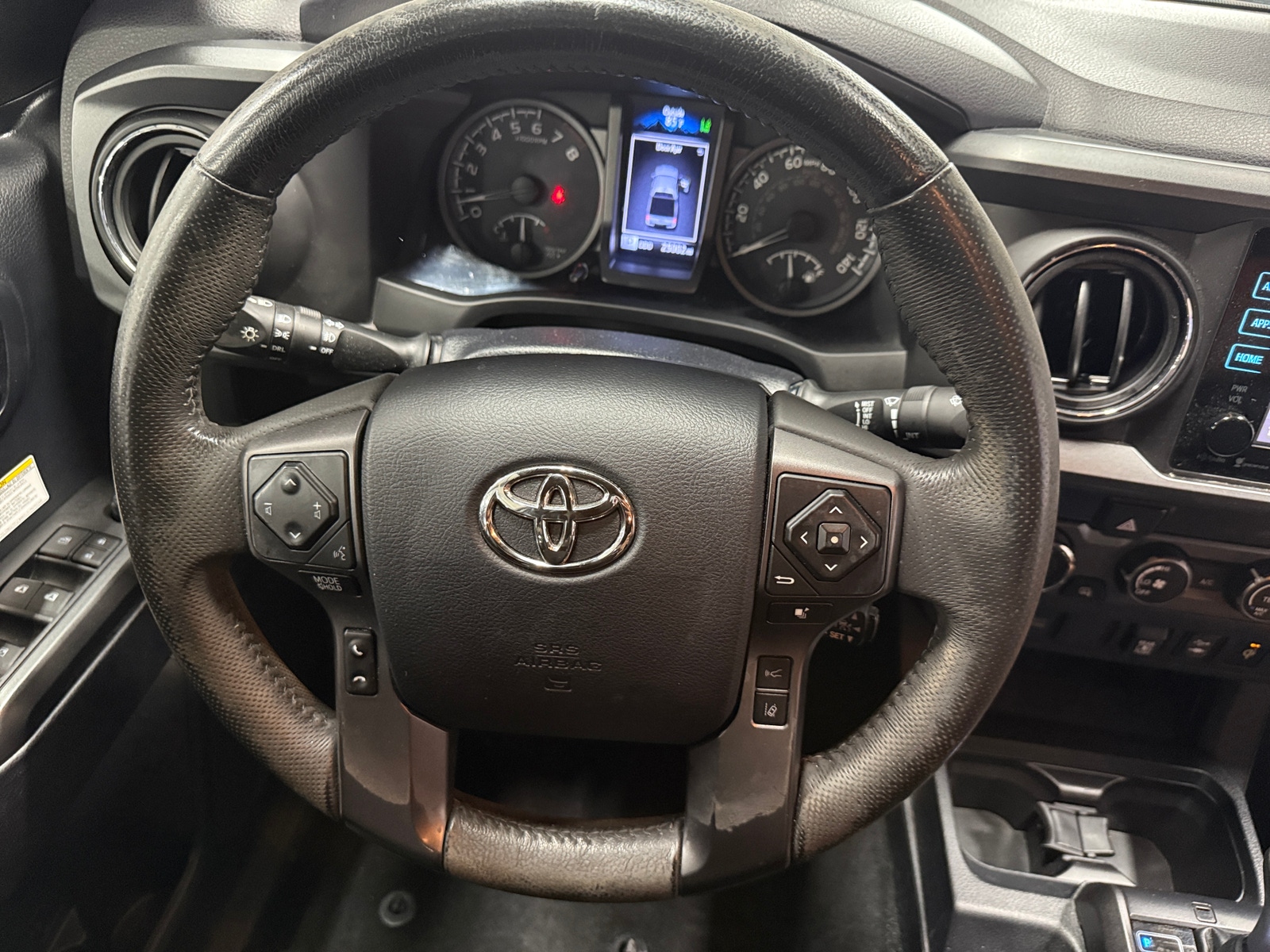 Thumbnail: 2019 Toyota Tacoma - 5