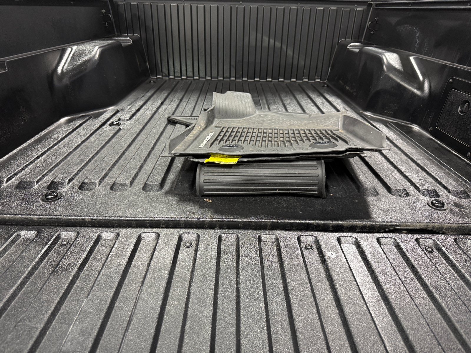 Thumbnail: 2019 Toyota Tacoma - 7