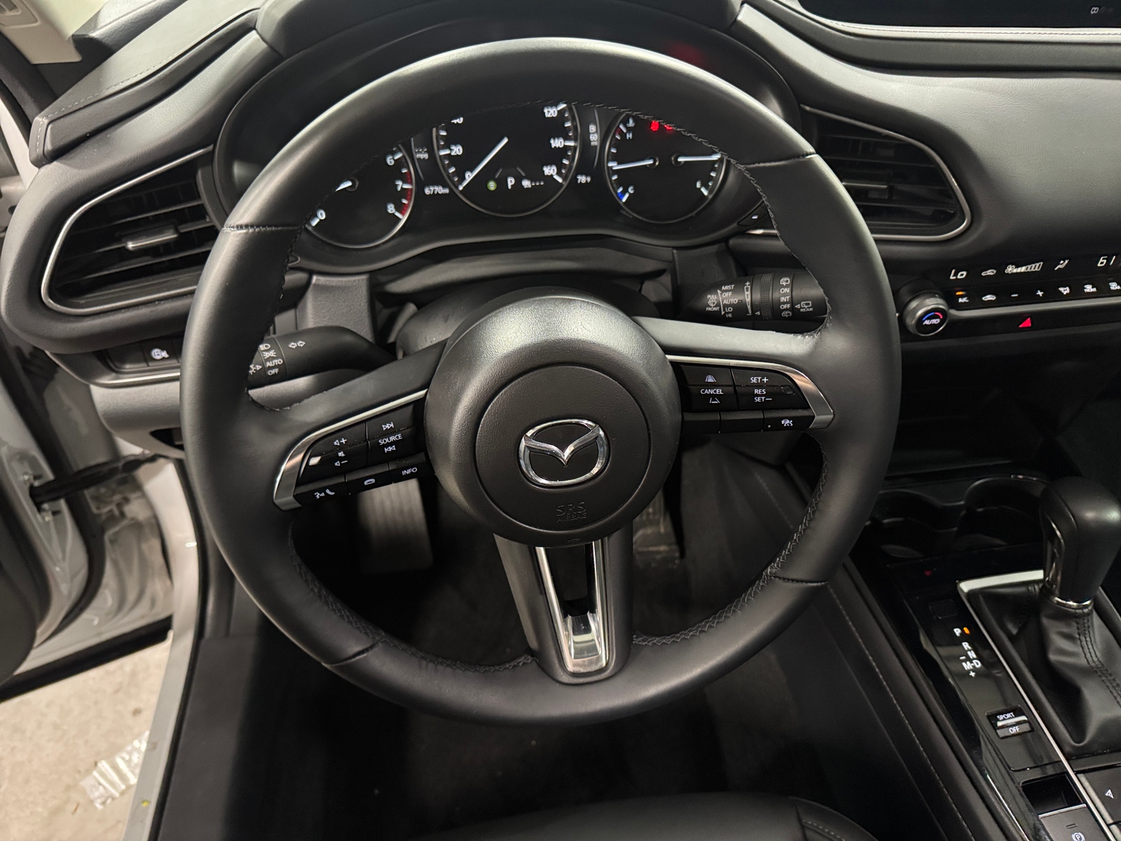 Thumbnail: 2025 Mazda CX-30 - 4