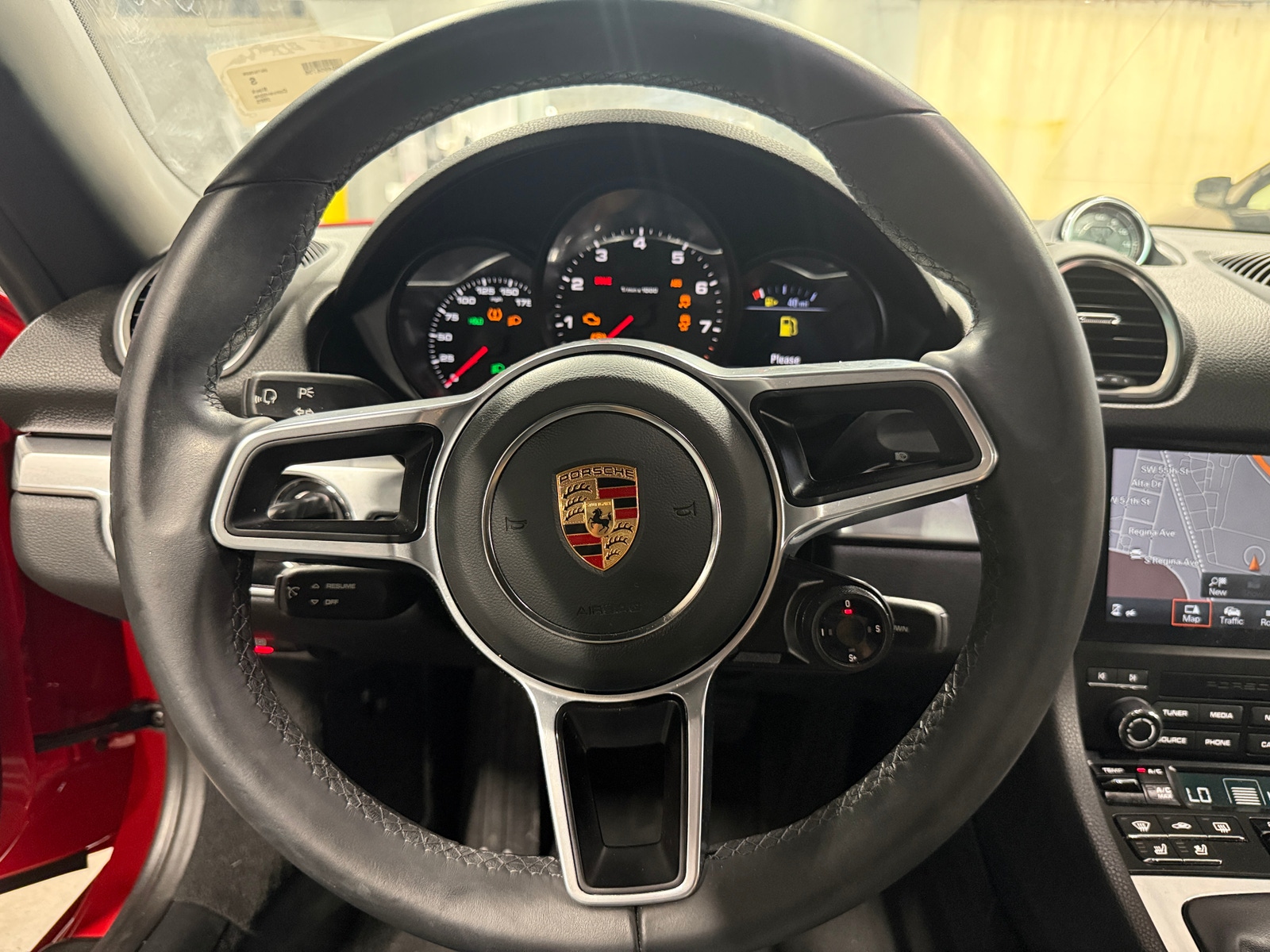 Thumbnail: 2025 Porsche 718 Boxster - 4