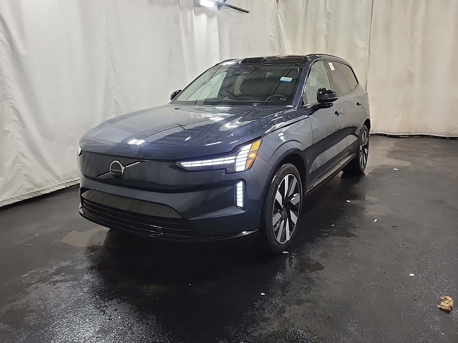 2025 Volvo EX90 Ultra