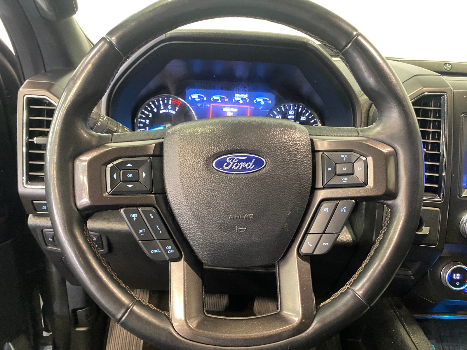Thumbnail: 2021 Ford Expedition MAX - 4