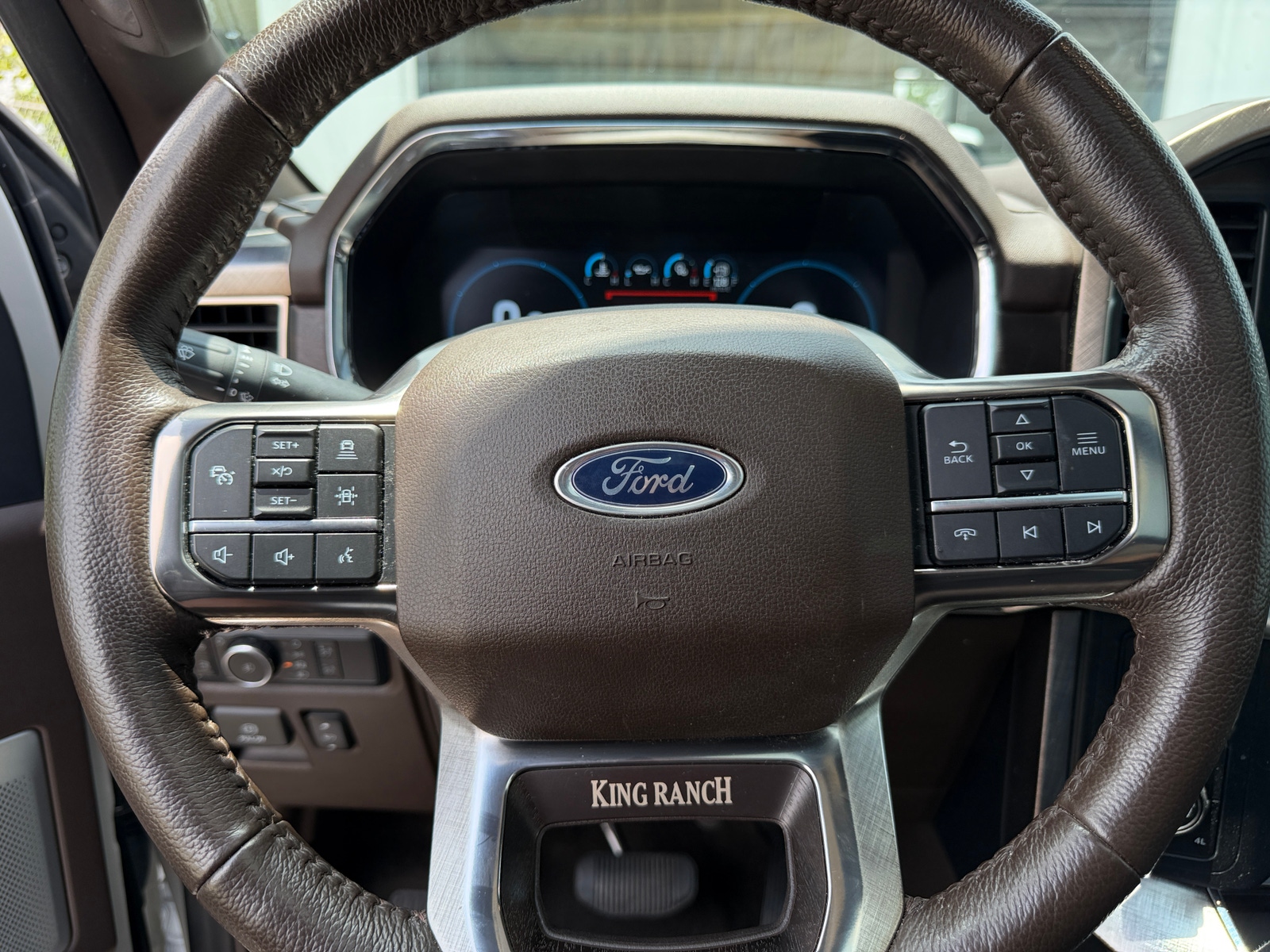 Thumbnail: 2022 Ford Econoline - 4