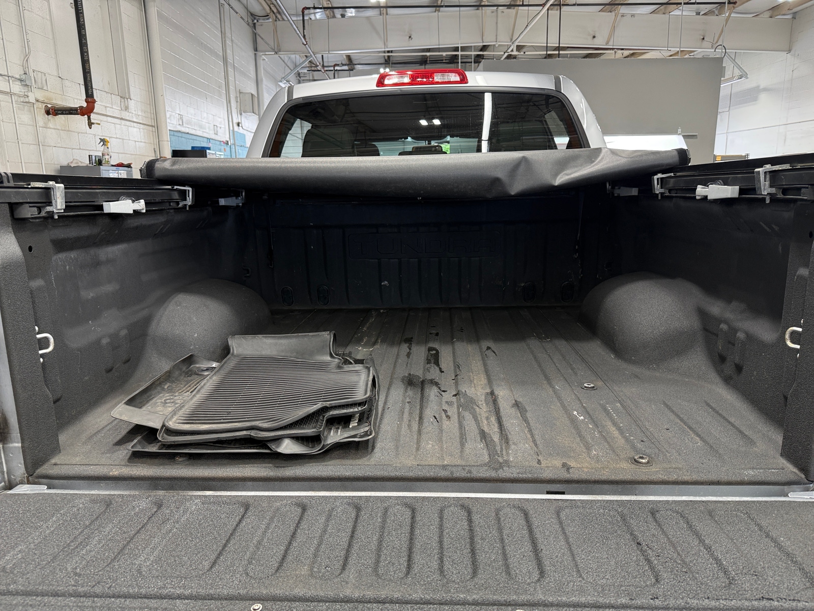 Thumbnail: 2017 Toyota Tundra - 7