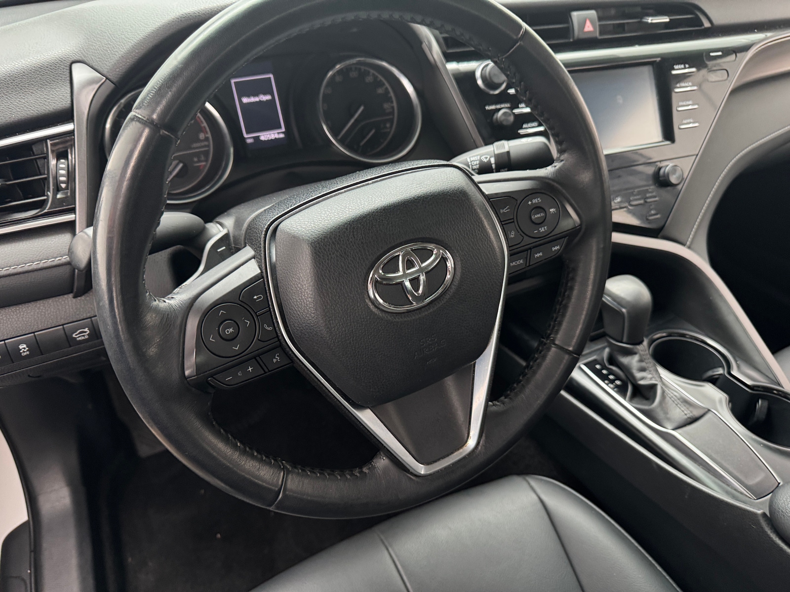 Thumbnail: 2019 Toyota Camry - 5