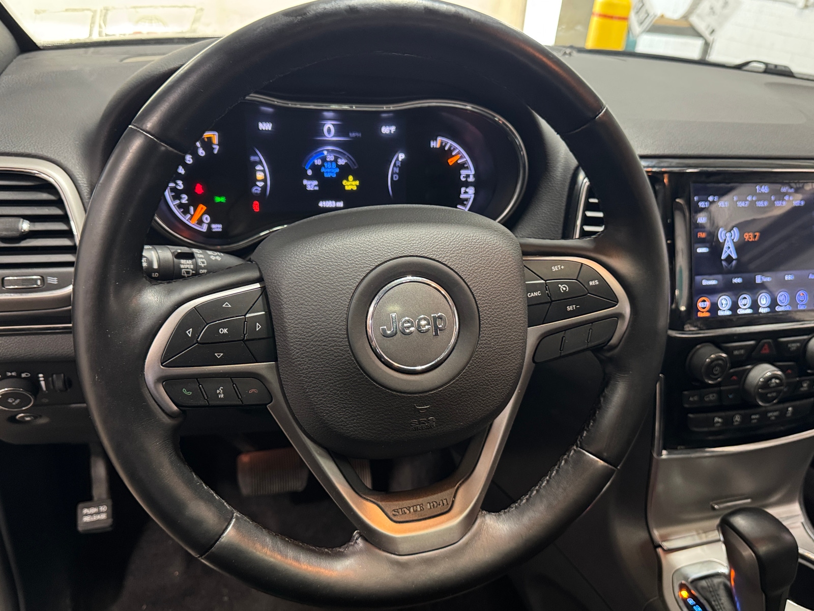 Thumbnail: 2019 Jeep Grand Cherokee - 4