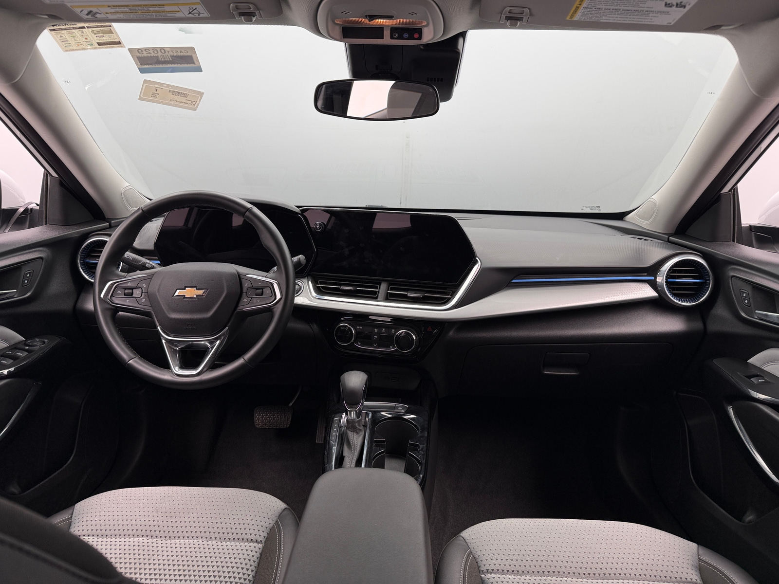 Thumbnail: 2025 Chevrolet Trax - 3