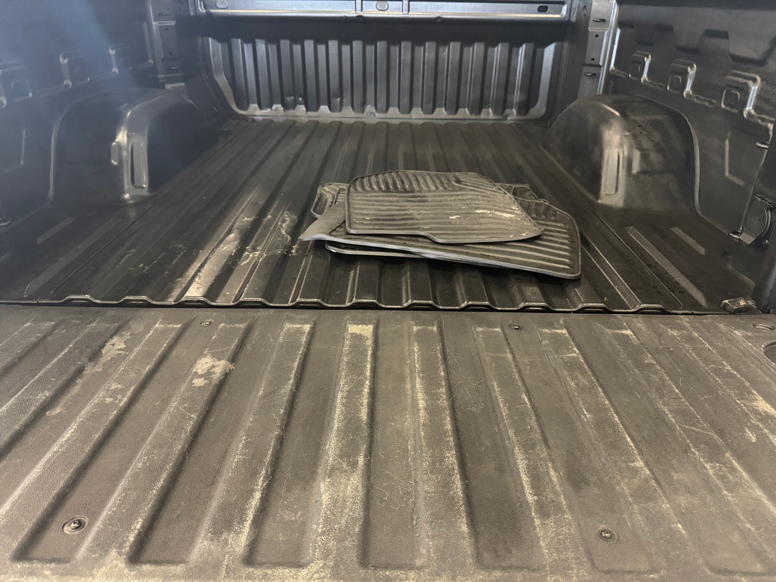 Thumbnail: 2025 Chevrolet Silverado 1500 - 7