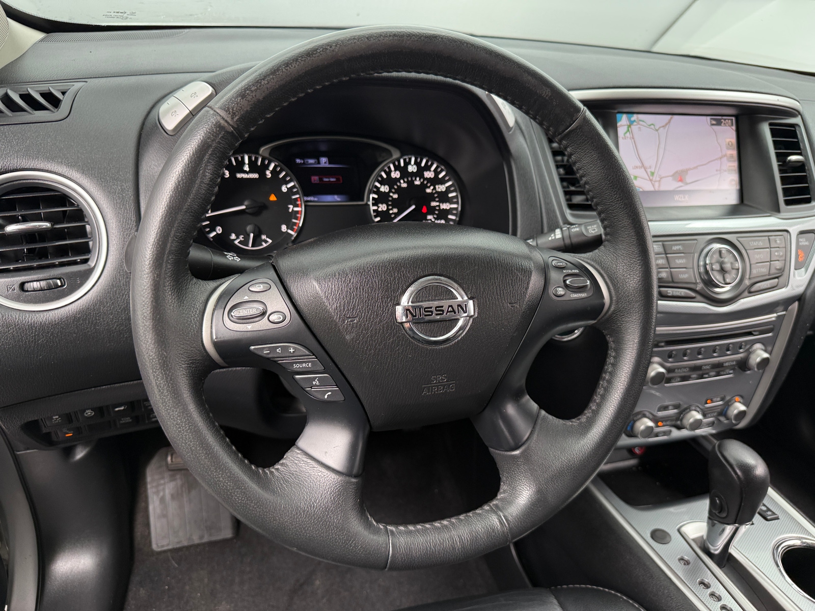 Thumbnail: 2017 Nissan Pathfinder - 4