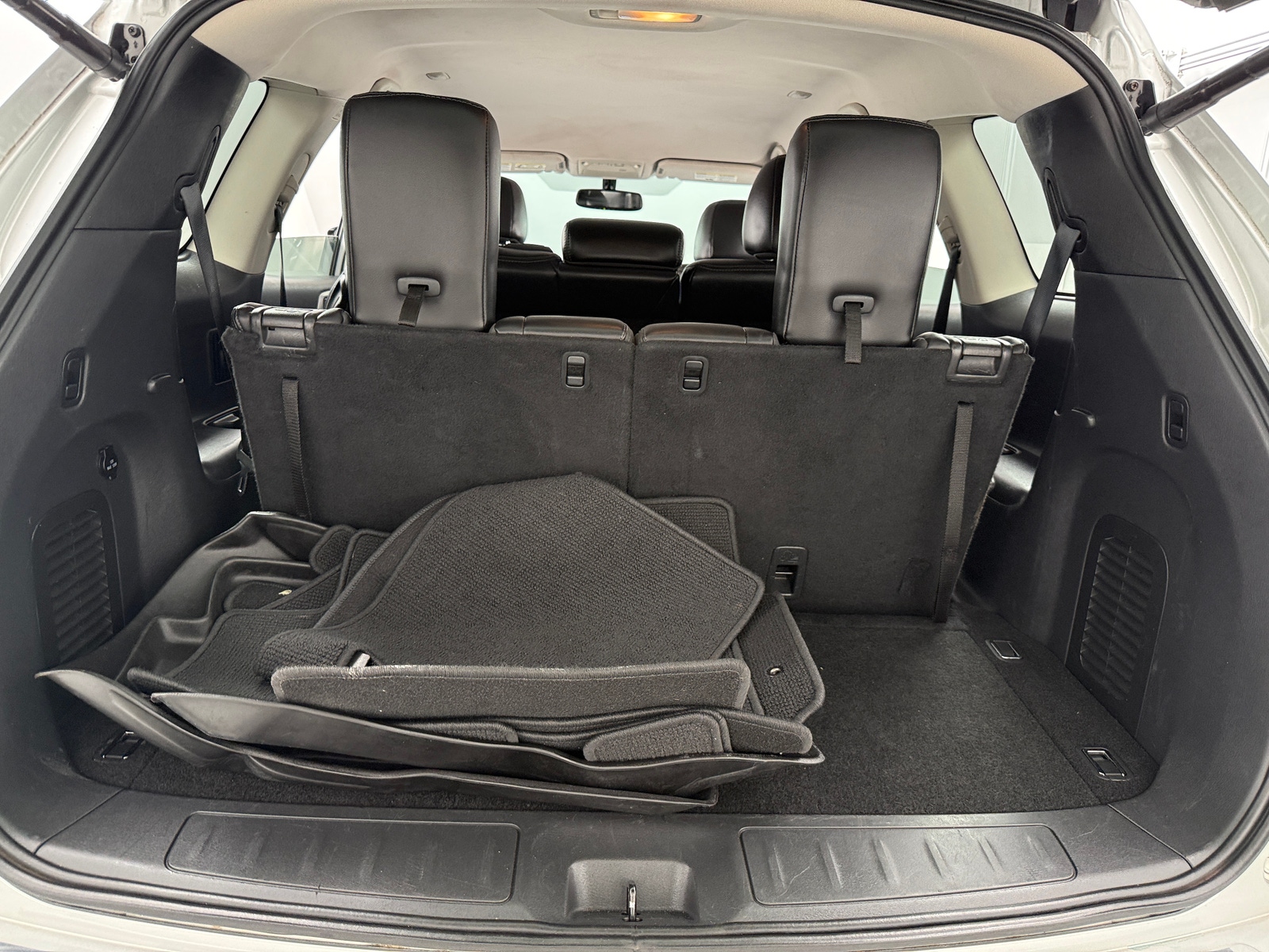 Thumbnail: 2017 Nissan Pathfinder - 6