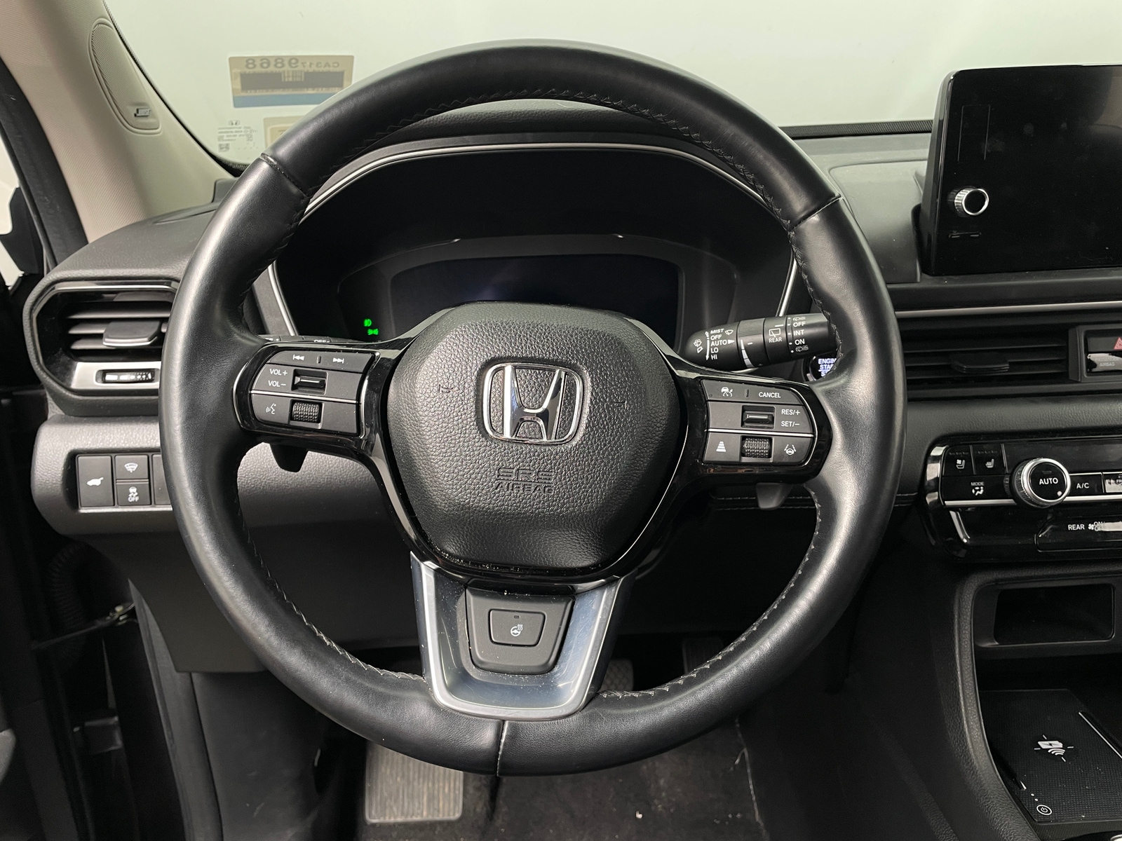 Thumbnail: 2023 Honda Pilot - 4