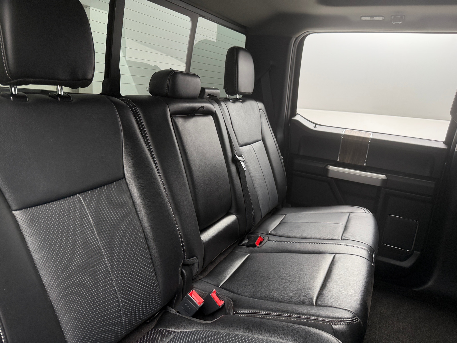 Thumbnail: 2019 Ford Econoline - 5
