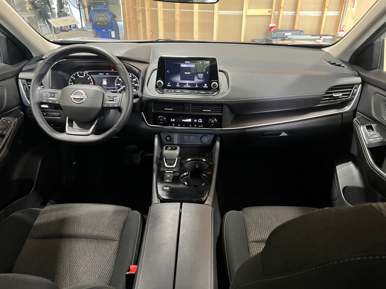 Thumbnail: 2025 Nissan Rogue - 3
