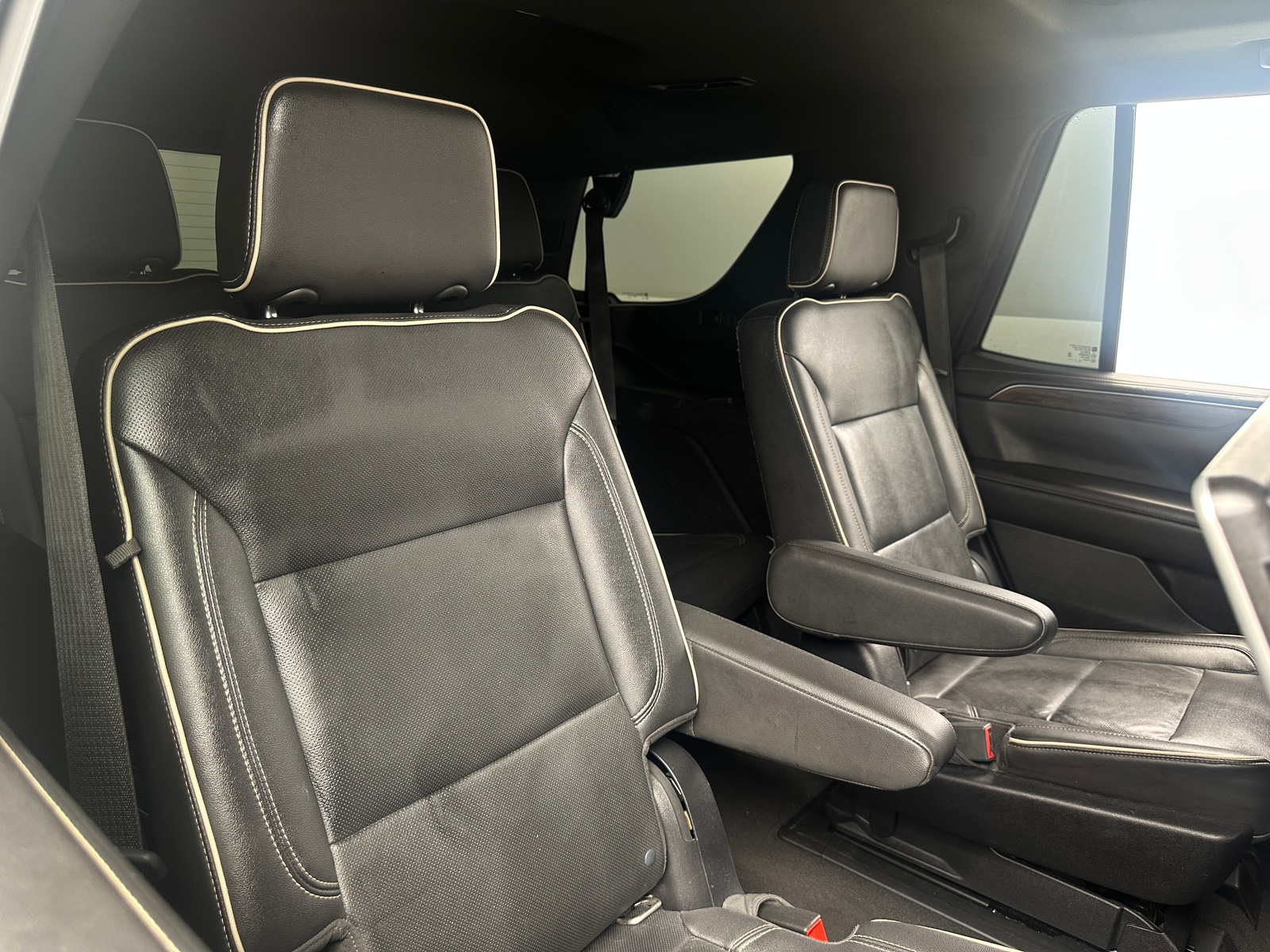 Thumbnail: 2021 Chevrolet Tahoe - 5