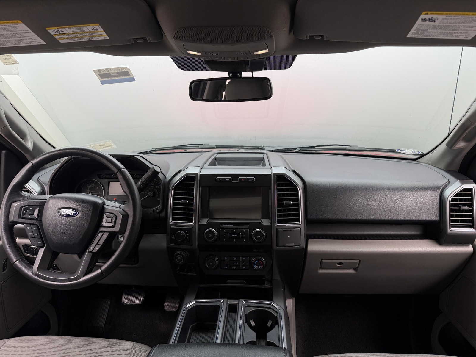 Thumbnail: 2020 Ford Econoline - 3