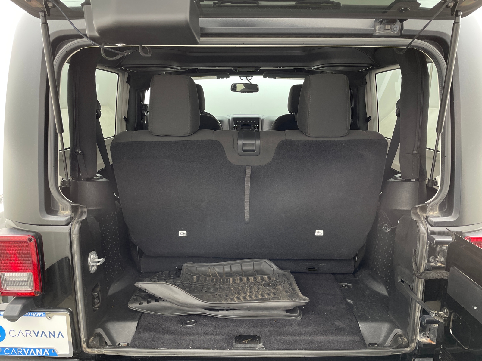Thumbnail: 2015 Jeep Wrangler - 6