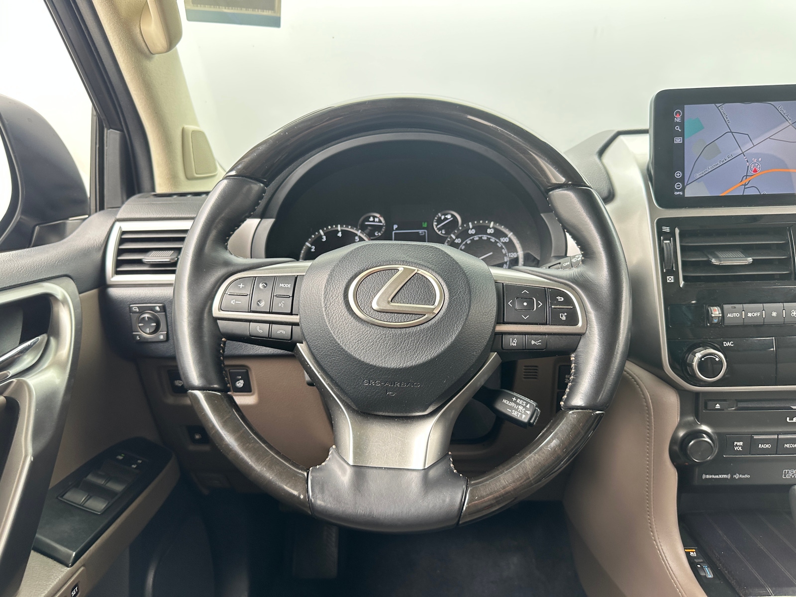 Thumbnail: 2022 Lexus GX - 4