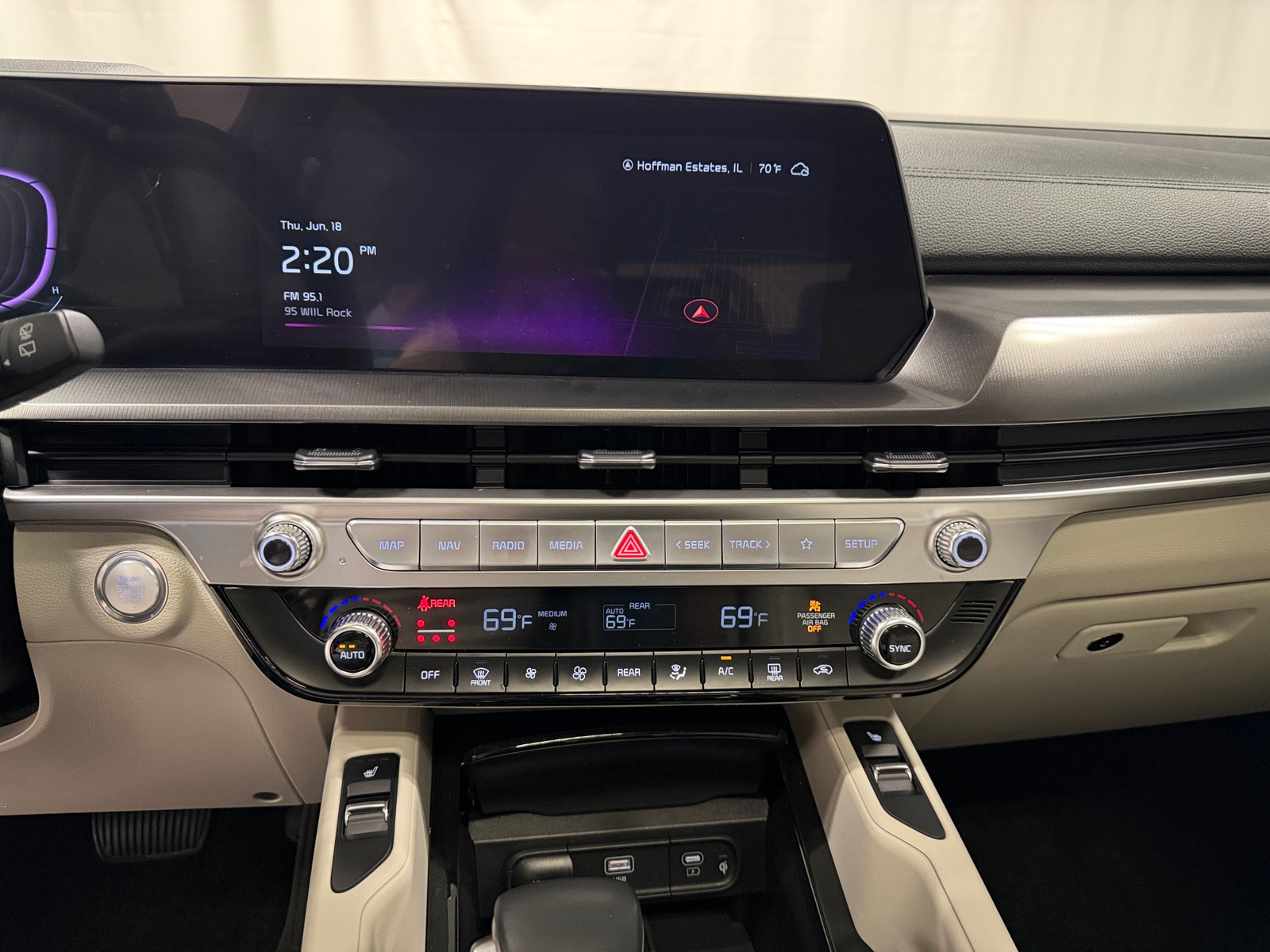 Thumbnail: 2024 Kia Telluride - 3