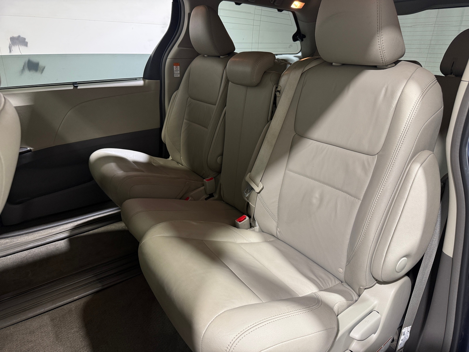 Thumbnail: 2018 Toyota Sienna - 5