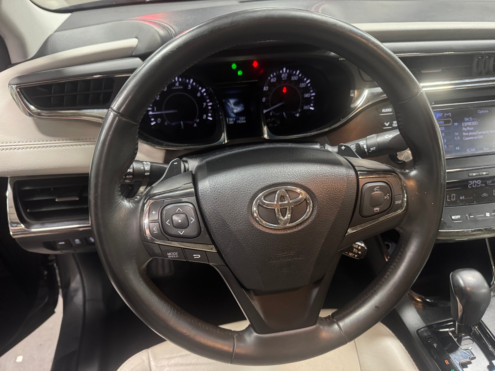 Thumbnail: 2013 Toyota Avalon - 5