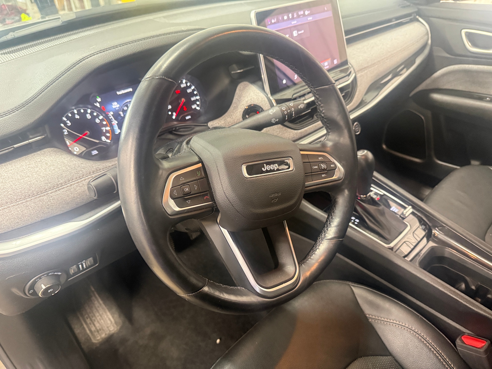 Thumbnail: 2022 Jeep Compass - 4