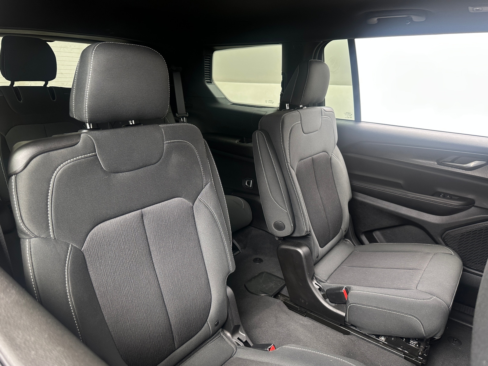 Thumbnail: 2025 Jeep Grand Cherokee L - 6