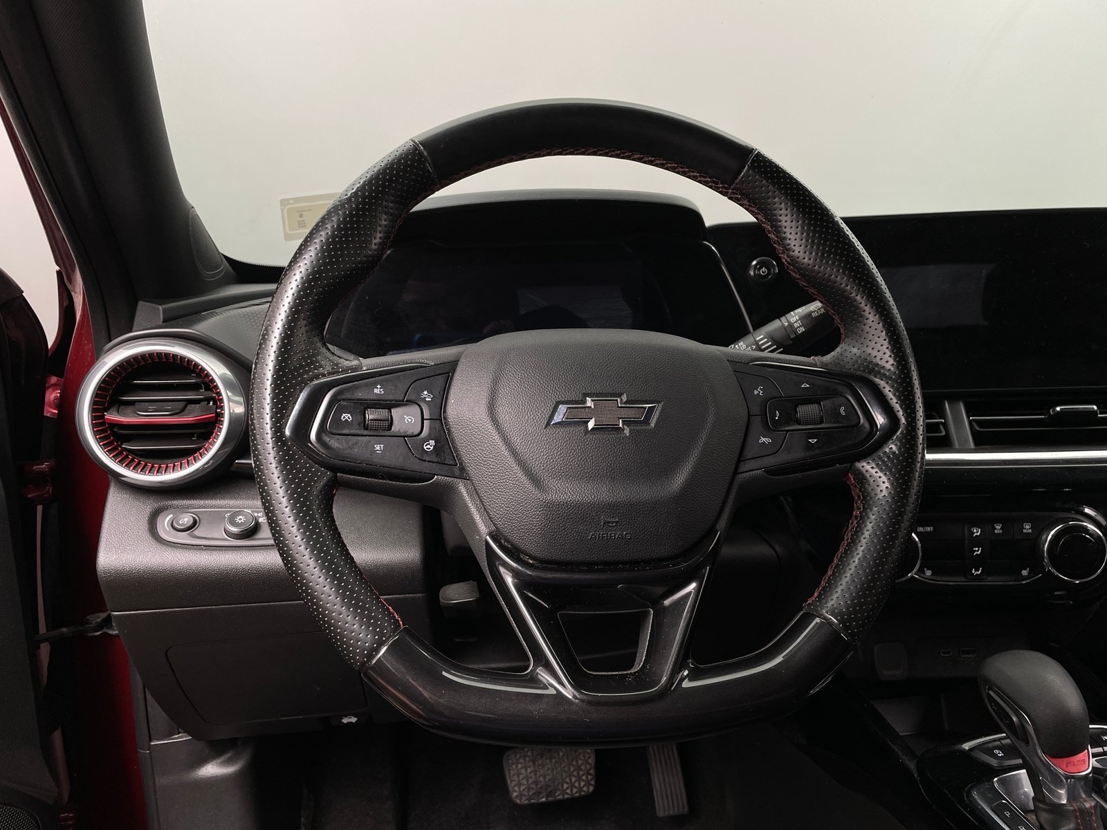 Thumbnail: 2024 Chevrolet Trax - 5