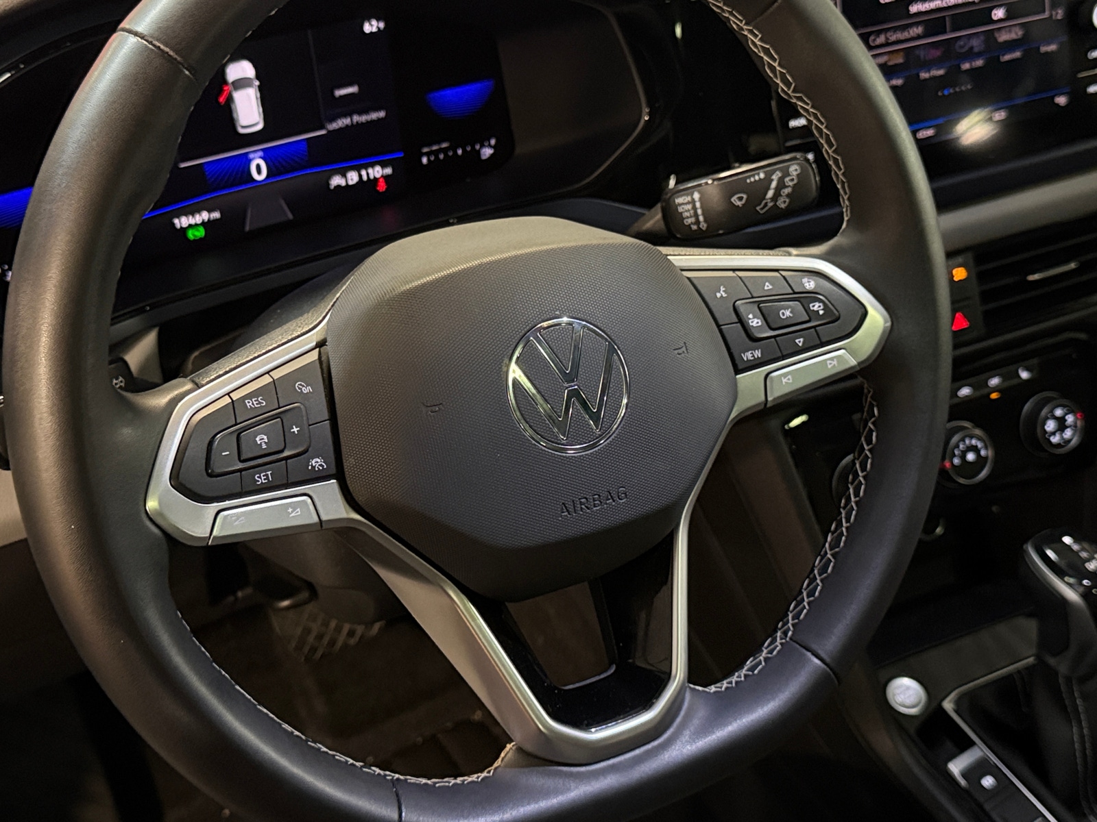 Thumbnail: 2023 Volkswagen Taos - 4