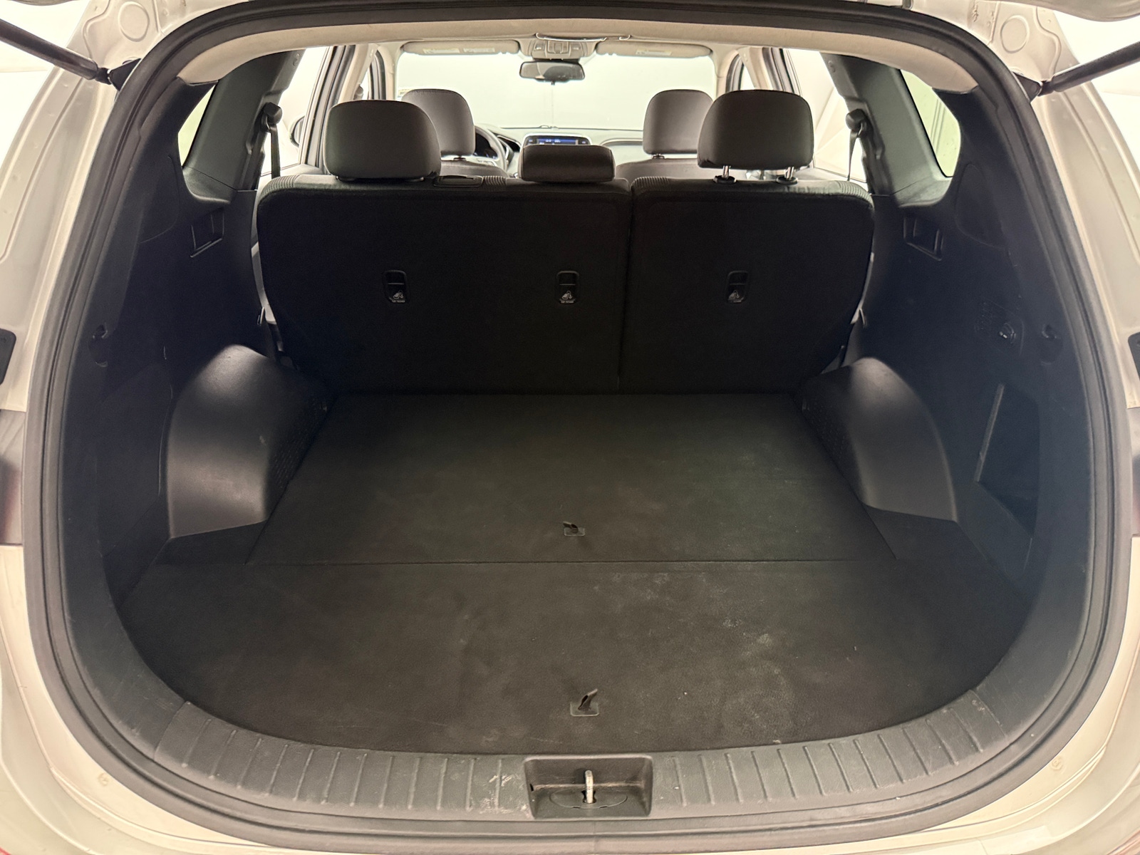 Thumbnail: 2019 Hyundai Santa Fe - 7